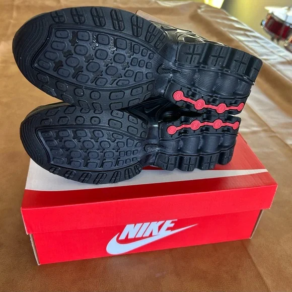 Air Max DN Black Metallic Grey GS!
